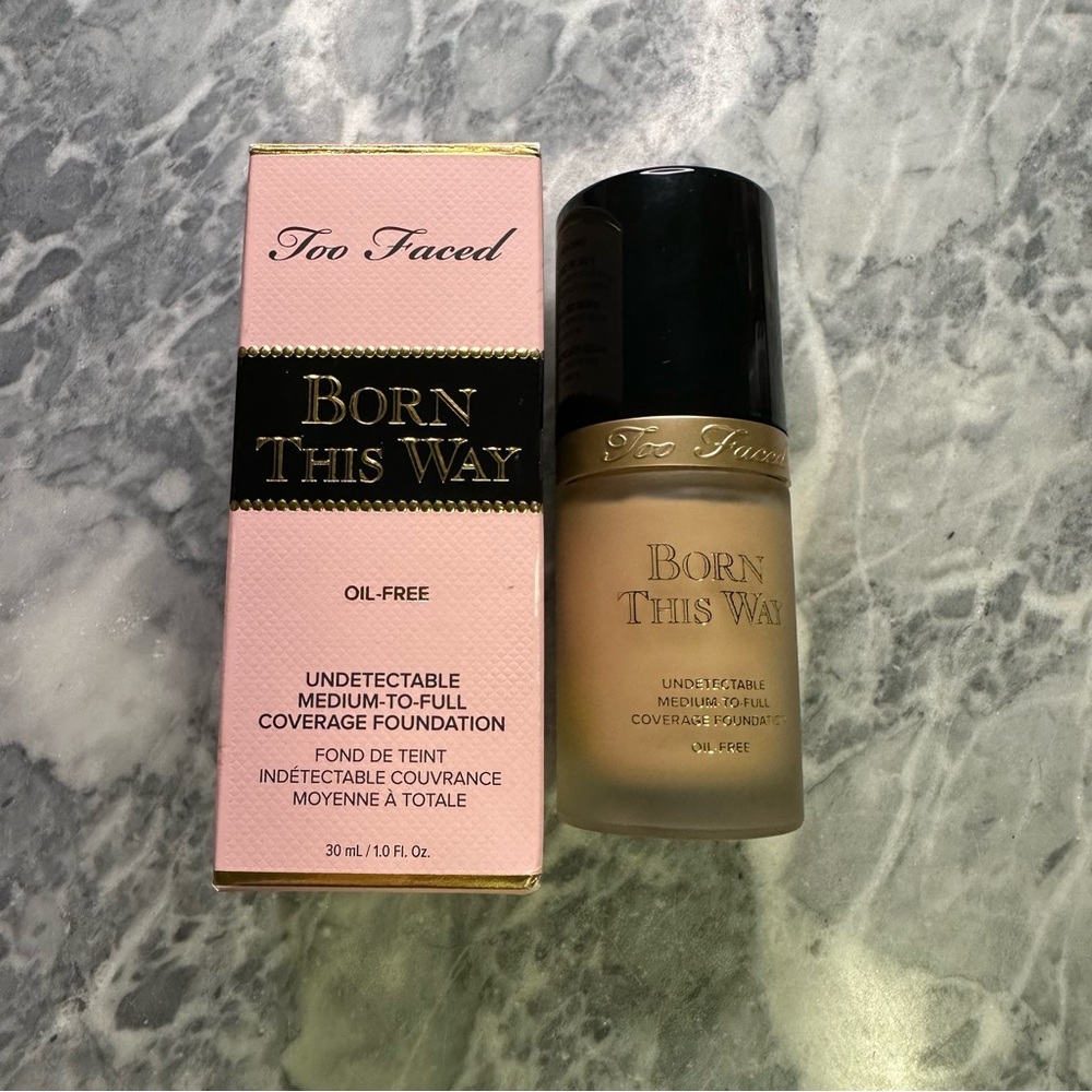 Too Faced Born This Way Foundation Seashell‎